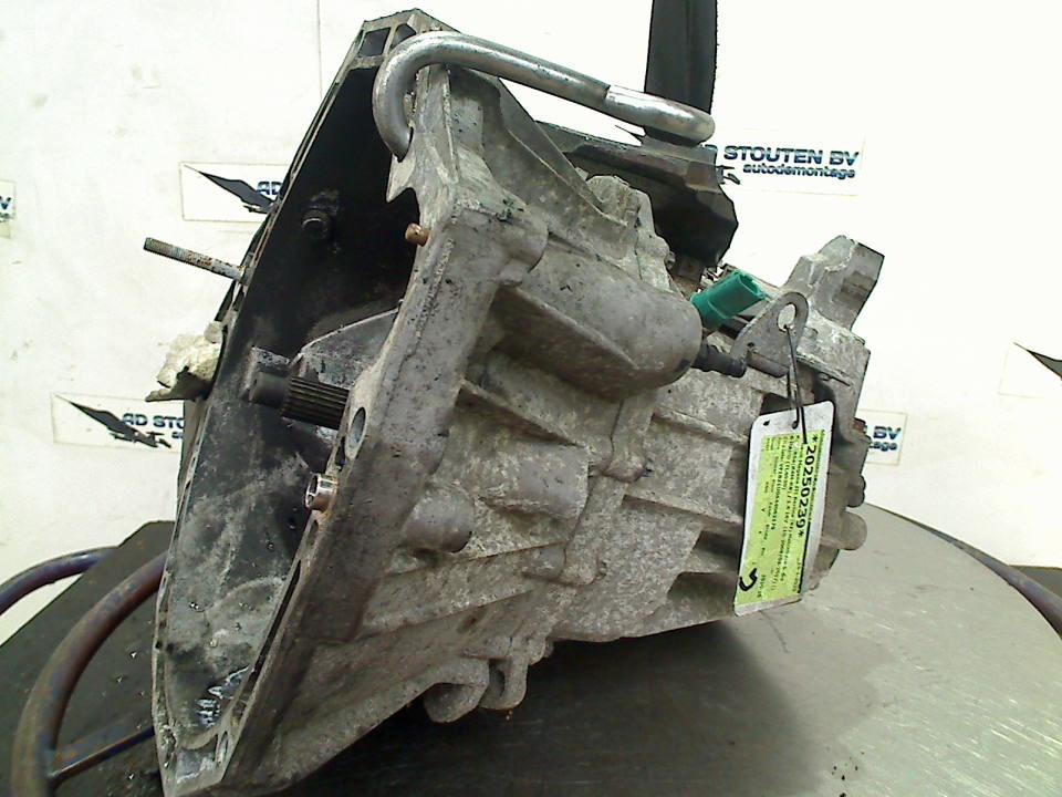 Versnellingsbak Schakel Renault Megane III Berline (BZ) 2010, Gebruikt, Renault Deutschland AG, Dialog.deutschland@renault.de