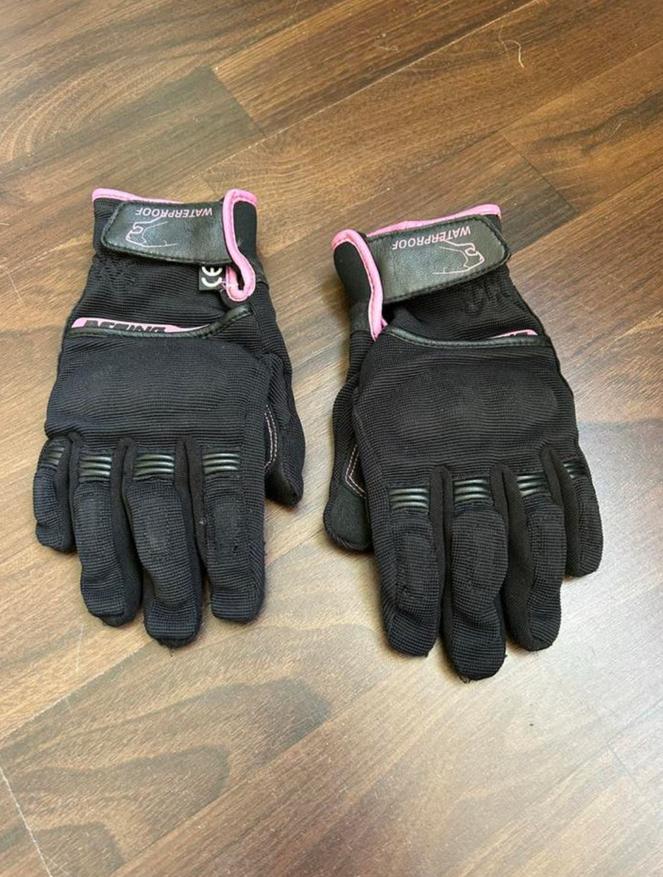 Bering zomer handschoenen maat S zwart roze, Ophalen of Verzenden, Tweedehands, Kinderen, Handschoenen