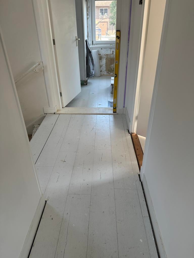 Laminaat whitewash gratis ophalen, Ophalen, 50 tot 150 cm, Zo goed als nieuw, 10 m² of meer