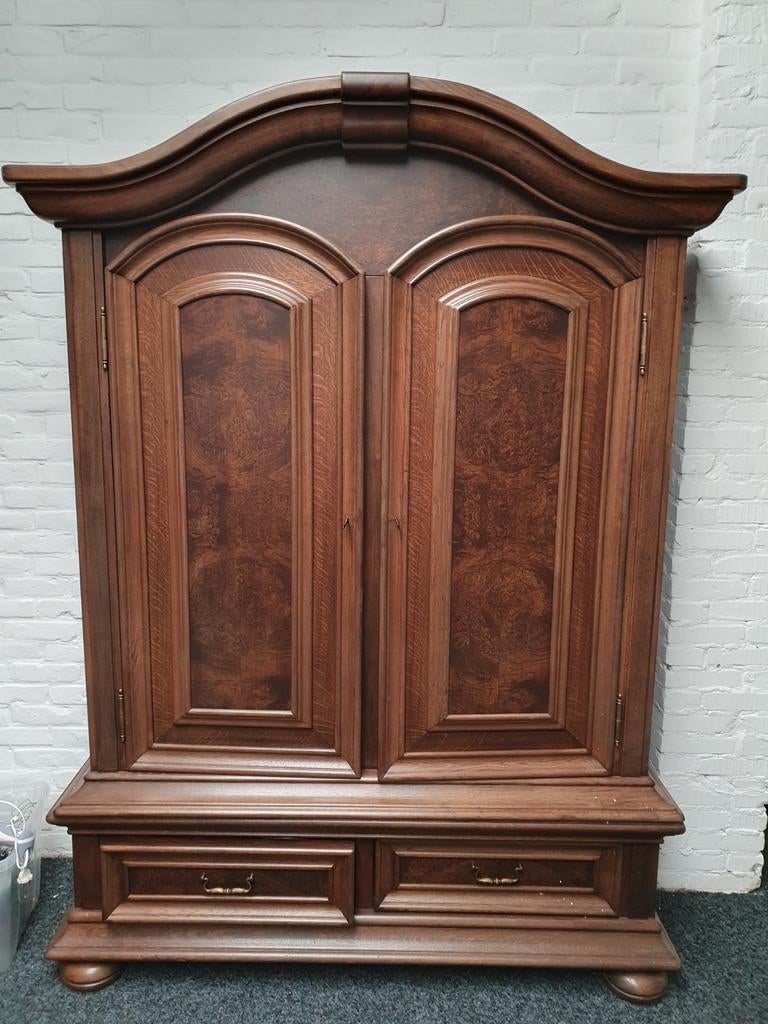 Kast antiek, Antiek en Kunst, Antiek | Meubels | Kasten, Ophalen of Verzenden