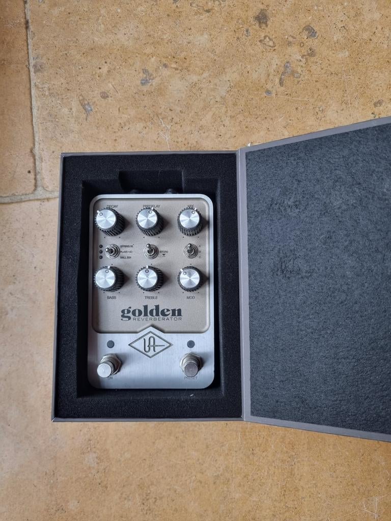 Uadfx Golden Reverberator - Topkwaliteit Reverb Pedaal, Muziek en Instrumenten, Effecten, Ophalen of Verzenden, Zo goed als nieuw
