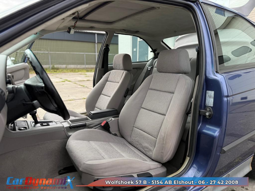 BMW 3-serie Compact 316i | Automaat | Schuifdak | APK 12-26, Auto's, BMW, 13 km/l, 1596 cc, Achterwielaandrijving, Gebruikt