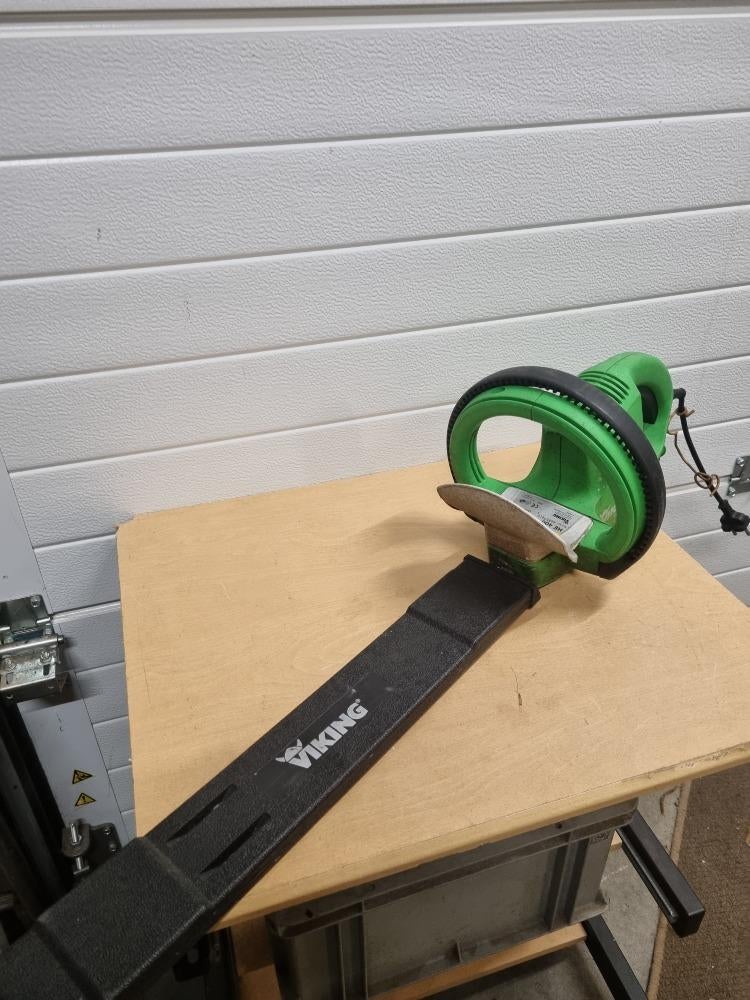 heggenschaar elektrisch vicking he 400, Tuin en Terras, Hand-tuingereedschap, Ophalen of Verzenden, 'T Olde Gre-j, Info@toldegrej.nl