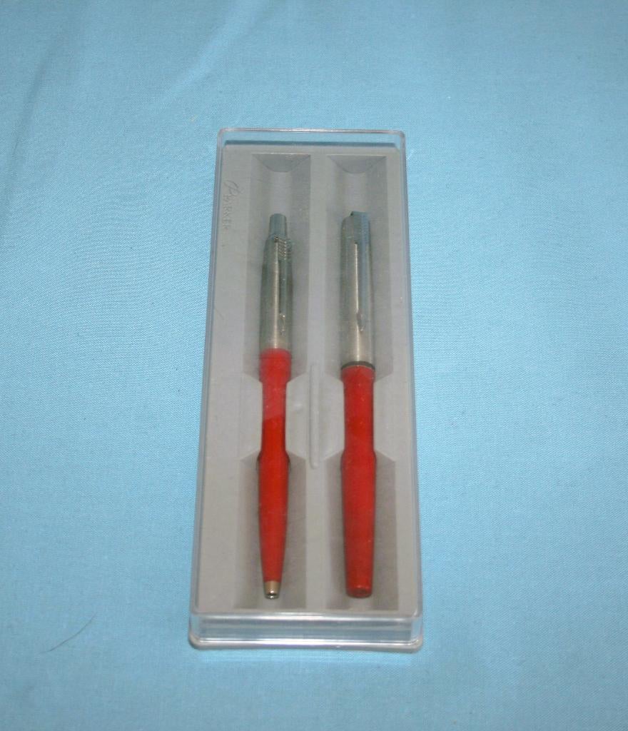 2 x Vintage Parker Pennen, Met doosje, Ophalen of Verzenden, Zo goed als nieuw, Parker