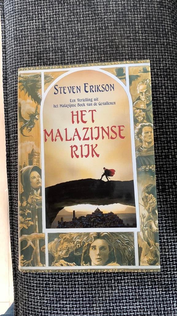 S. Erikson - Het Malazijnse Rijk, Boeken, Ophalen of Verzenden, Zo goed als nieuw, S. Erikson