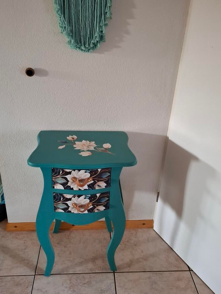 Gepimpt kastje met lades, Ophalen