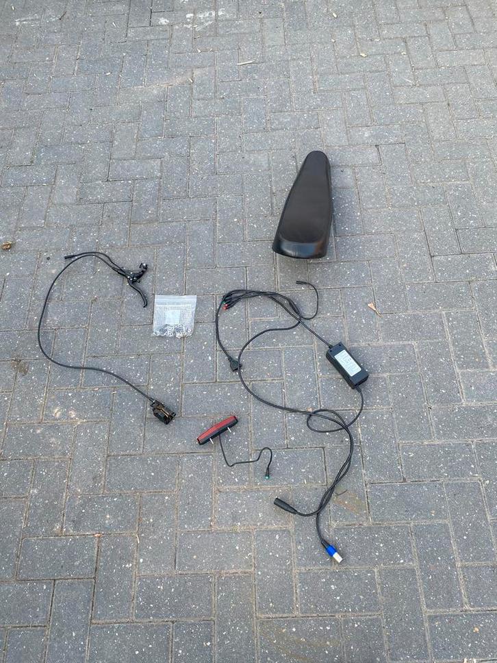 Esmaster Ghost 250 onderdelen - mag ook los weg, Fietsen en Brommers, Fietsonderdelen, Zo goed als nieuw, Ophalen of Verzenden