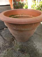 2 stenen bloempotten  voor op het terras, Steen, Rond, Ophalen of Verzenden, Minder dan 40 cm