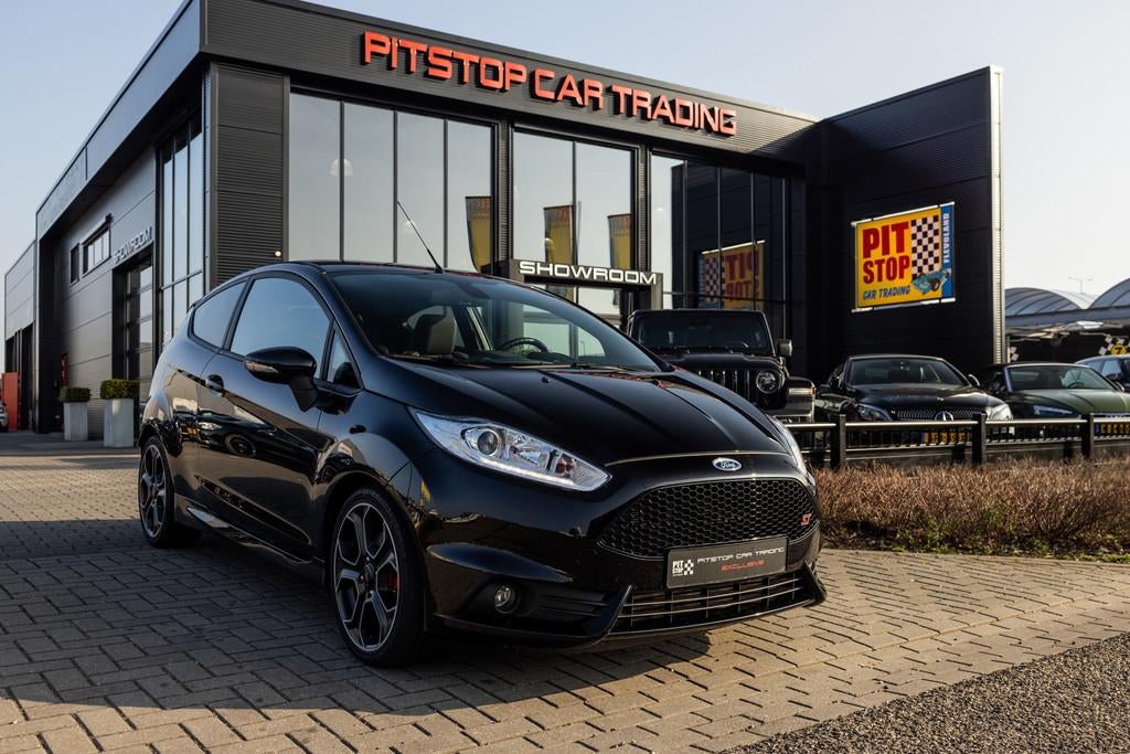 Ford FIESTA 1.6 ST200, 200pk, Cruise, Winterpakket, Topstaat, Auto's, Voorwielaandrijving, 1596 cc, 1063 kg, Gebruikt