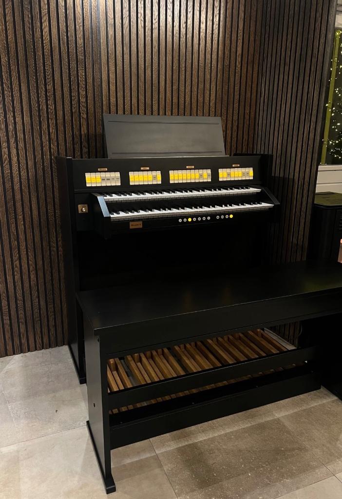 Johannus Studio in zwart, 2 klavieren, 3864pp, Hoofdwerkorgels, Hoofdwerkorgel@outlook.com