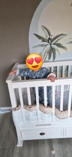 Mooi wit ledikant met lades, Kinderen en Baby's, Babywiegjes en Ledikanten, Ophalen, Gebruikt, Ledikant