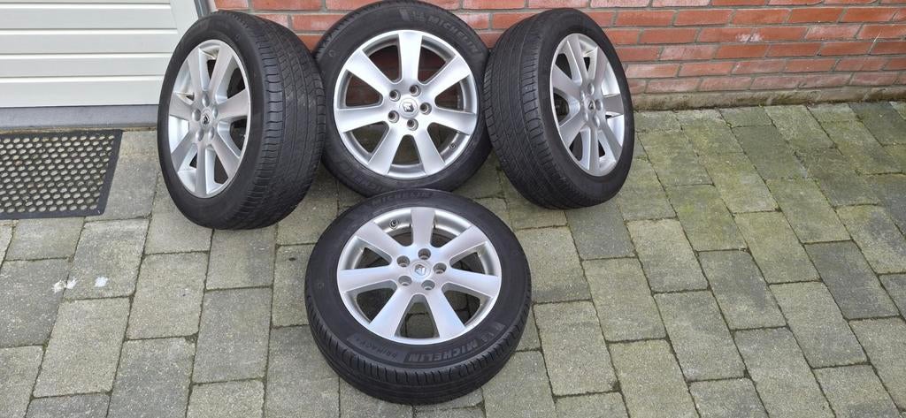 Te koop, Renault velgen 17" met goede Michelin banden, Auto-onderdelen, Banden en Velgen, Ophalen