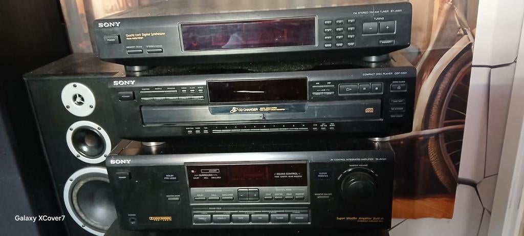 Oude stereo toren  Sony. Versterker cd  radio, Ophalen of Verzenden, Sony