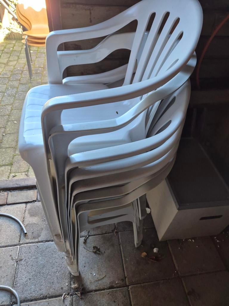7 stapelbare terrasstoelen - keurige staat, Tuin en Terras, Ophalen, Gebruikt, Kunststof, Stapelbaar