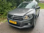 Volkswagen Tiguan 1.4 TSI 118KW BMT 2013 Grijs, Auto's, Volkswagen, Voorwielaandrijving, 15 km/l, 1800 kg, 4 cilinders