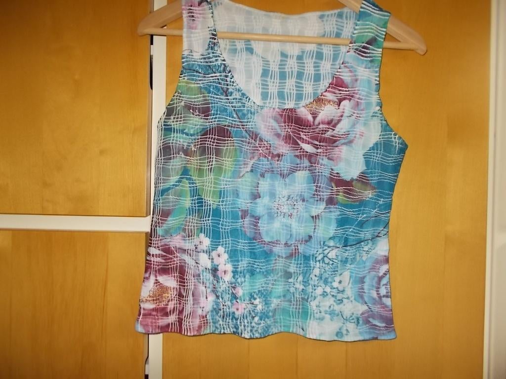 Strech Top van Betsy Sedom,maat M, Maat 38/40 (M), Blauw, Zo goed als nieuw, Zonder mouw