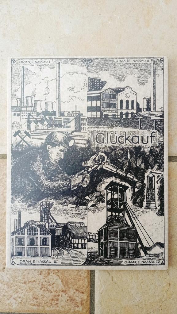 Tegel: Glückauf Oranje Nassau 1, 2, 3 en 4, Antiek en Kunst, Ophalen of Verzenden