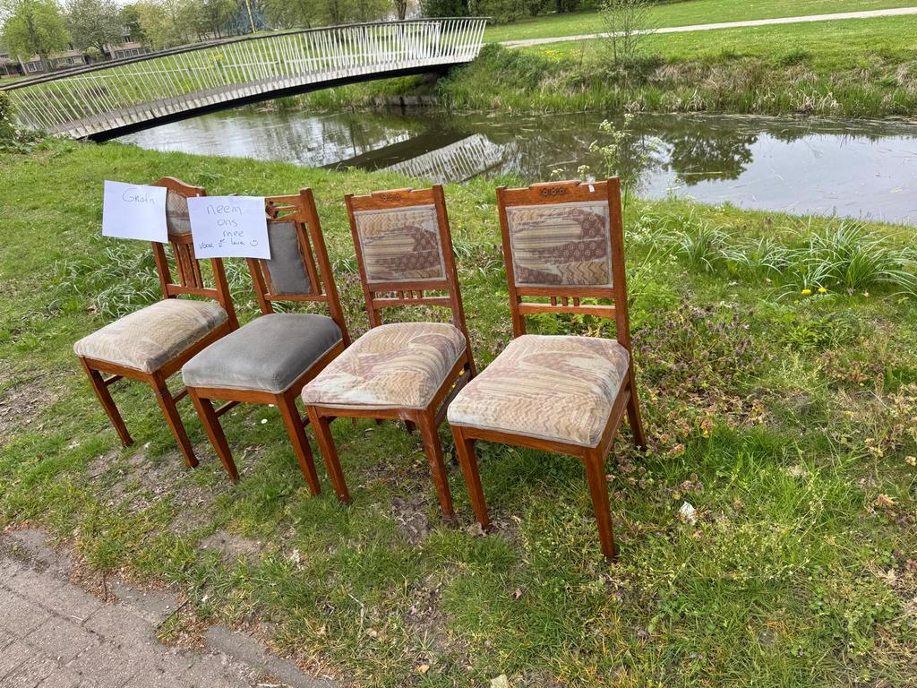 Antieke stoelen opknappers, Huis en Inrichting, Stoelen, Ophalen of Verzenden, Gebruikt, Bruin