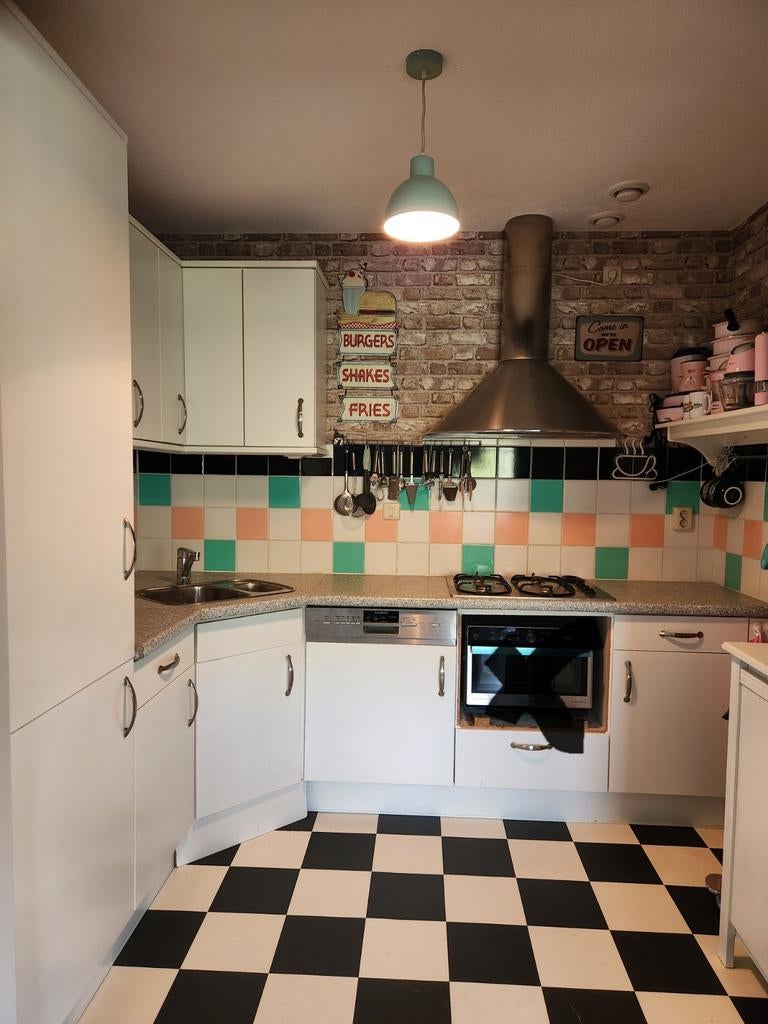 Complete (hoek)keuken in nette staat, Ophalen, Gebruikt, Hoekkeuken