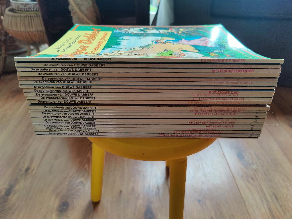 Complete serie Douwe Dabbert 1-23 (+Alleen op de wereld), Boeken, Complete serie of reeks, Ophalen of Verzenden, Zo goed als nieuw