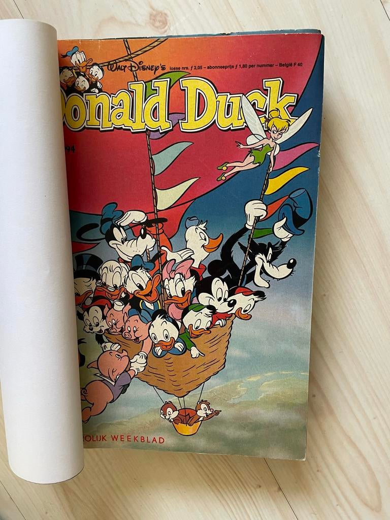 Donald Duck gebonden jaargang 1994 (nr. 1-26) zonder kaft, Boeken, Stripboeken, Gelezen, Meerdere stripboeken, Ophalen of Verzenden