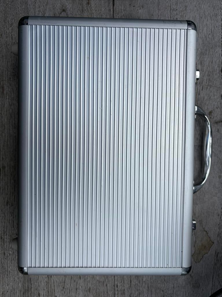 Pokerset in koffer, Vijf spelers of meer, Ophalen, Gebruikt