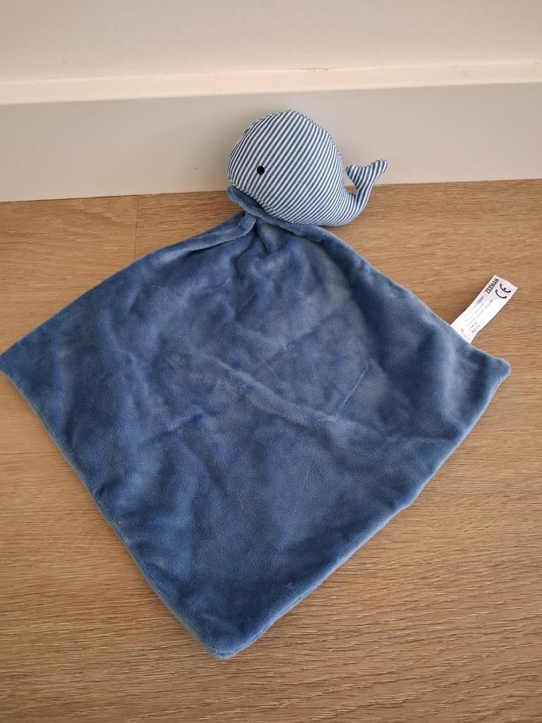 Knuffeldoekje Zeeman blauw walvis doekje L1196, Kinderen en Baby's, Speelgoed | Knuffels en Pluche, Ophalen of Verzenden, Zo goed als nieuw