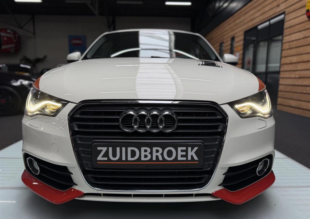 Audi A1 1.2 UNIEK! Clima! Navi! trekhaak! (bj 2011), 86 pk, 4 cilinders, Wit, Bedrijf