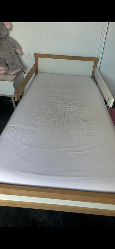 Peuter/kleuterbed - snel ophalen!, Ophalen, Gebruikt, 70 tot 85 cm, Lattenbodem