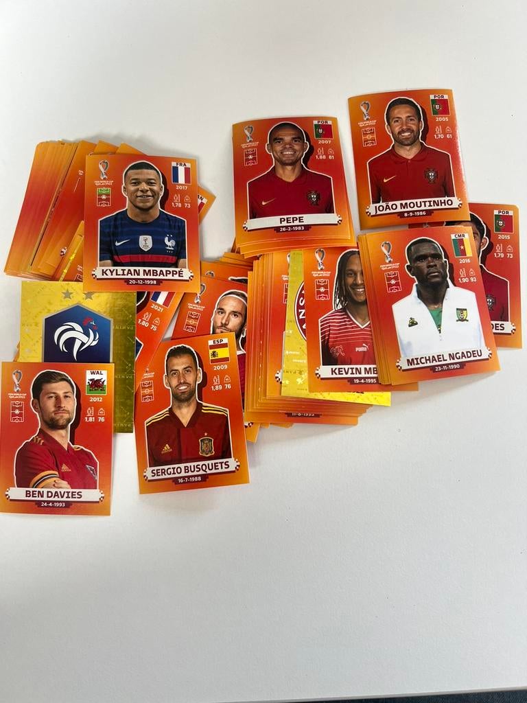 Panini Stickers - WK 2022, Ophalen of Verzenden, Nieuw, Meerdere stickers