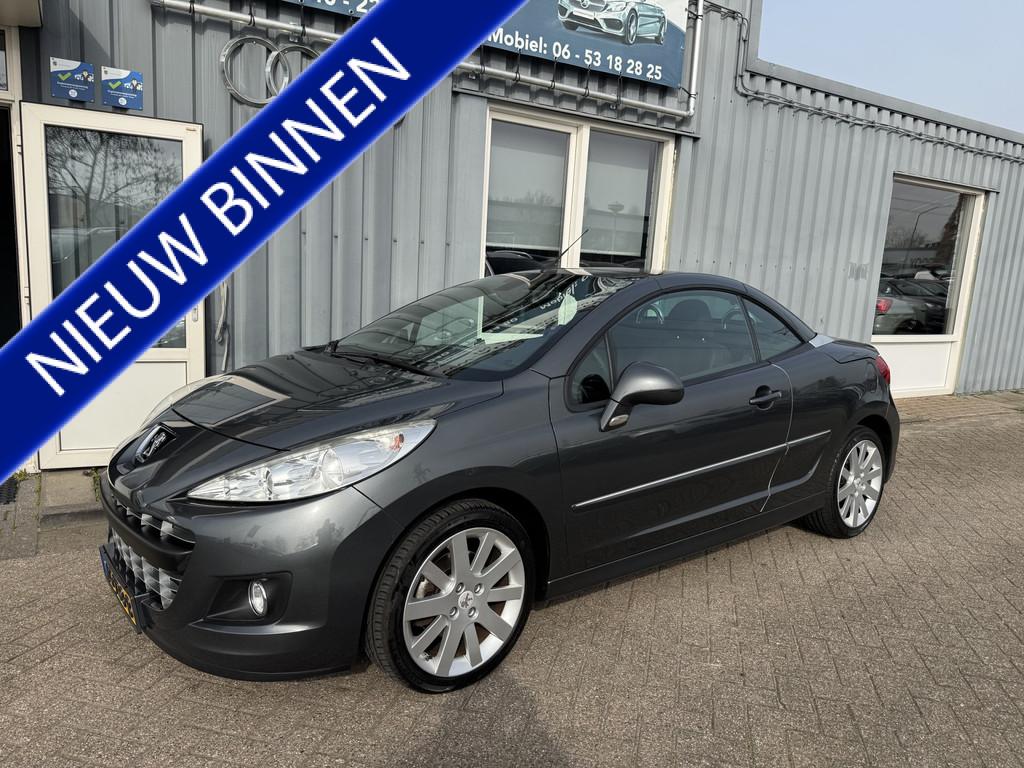 Peugeot 207 CC 1.6 VTi (bj 2012, automaat), Auto's, Peugeot, Euro 5, Stof, Gebruikt, Zwart