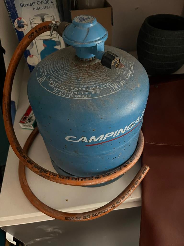 Campingaz 907 gasfles met slang en drukregelaar, Ophalen of Verzenden, Gebruikt