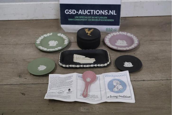 Set van 7 Stuks Wegdwood Jasperware, Antiek en Kunst, Curiosa en Brocante, Ophalen of Verzenden