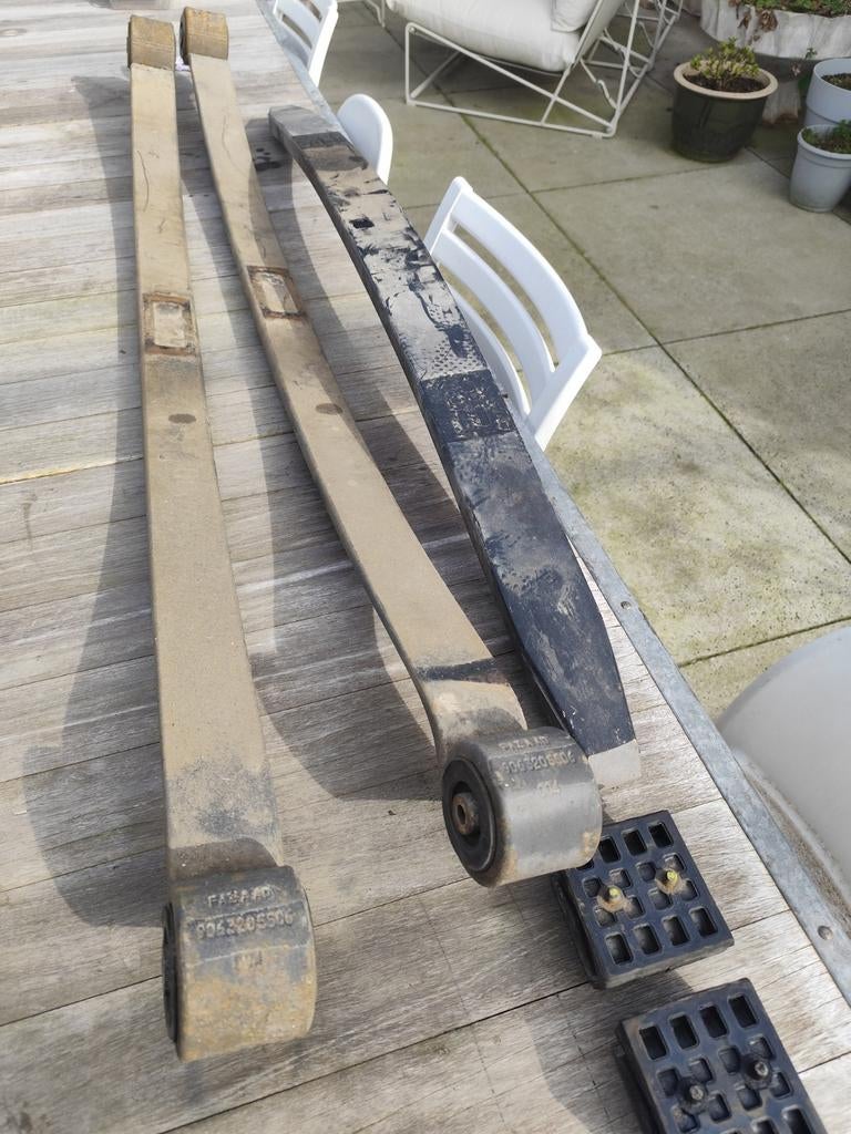 Bladvering voor én achter Mercedes Sprinter W906, Auto-onderdelen, Ophanging en Onderstel, Ophalen, Gebruikt, Mercedes-Benz