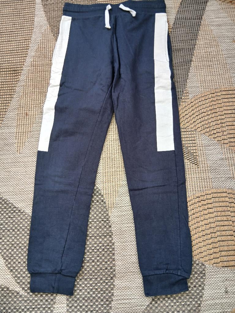 Arrested donkerblauw met wit joggingbroek maat XXS (158), Kinderen en Baby's, Kinderkleding | Maat 158, Ophalen of Verzenden, Gebruikt