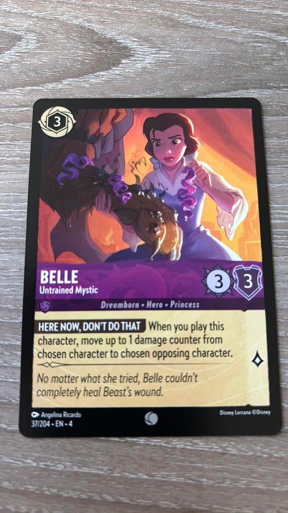 Disney Lorcana Belle untrained mystic 37-204 4URS nonfoil, Ophalen of Verzenden, Zo goed als nieuw, Losse kaart