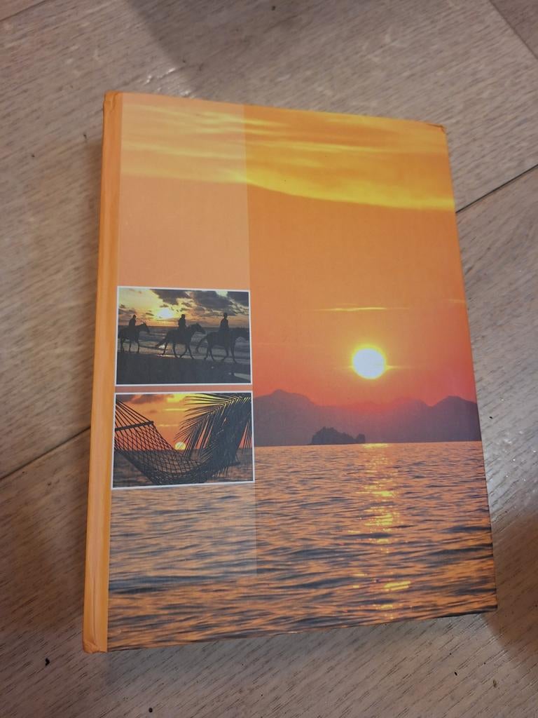 Foto album, Ophalen of Verzenden, Gelezen