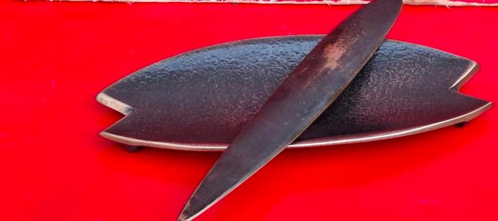 Brievenopener & houder. Brons. Art deco.  20 cm. Ca '20/'30., Diversen, Bureau-accessoires, Zo goed als nieuw, Ophalen