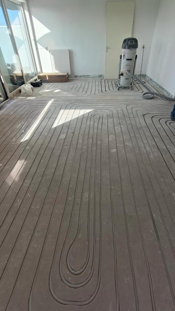 Vloerverwarming Installatie – Comfort & Besparing, Diensten en Vakmensen, Loodgieters en Installateurs, Installatie, Onderhoud