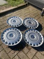 Volvo wieldoppen 15 inch, Ophalen, Gebruikt