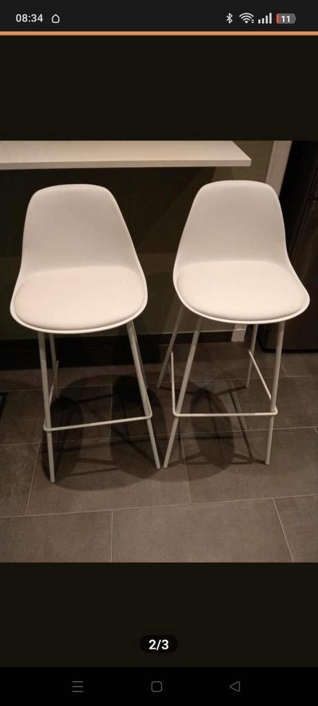 Set van 2 moderne witte barkrukken met rugleuning, Huis en Inrichting, Barkrukken, 60 tot 90 cm, Kunststof, Metaal, 2 krukken