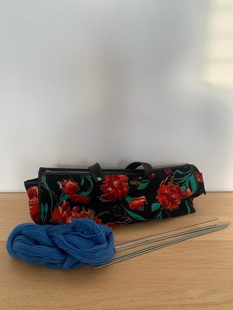 Vintage breitas / handwerktas met bloemenprint, Ophalen of Verzenden, Gebruikt, Breien of Haken, Overige typen