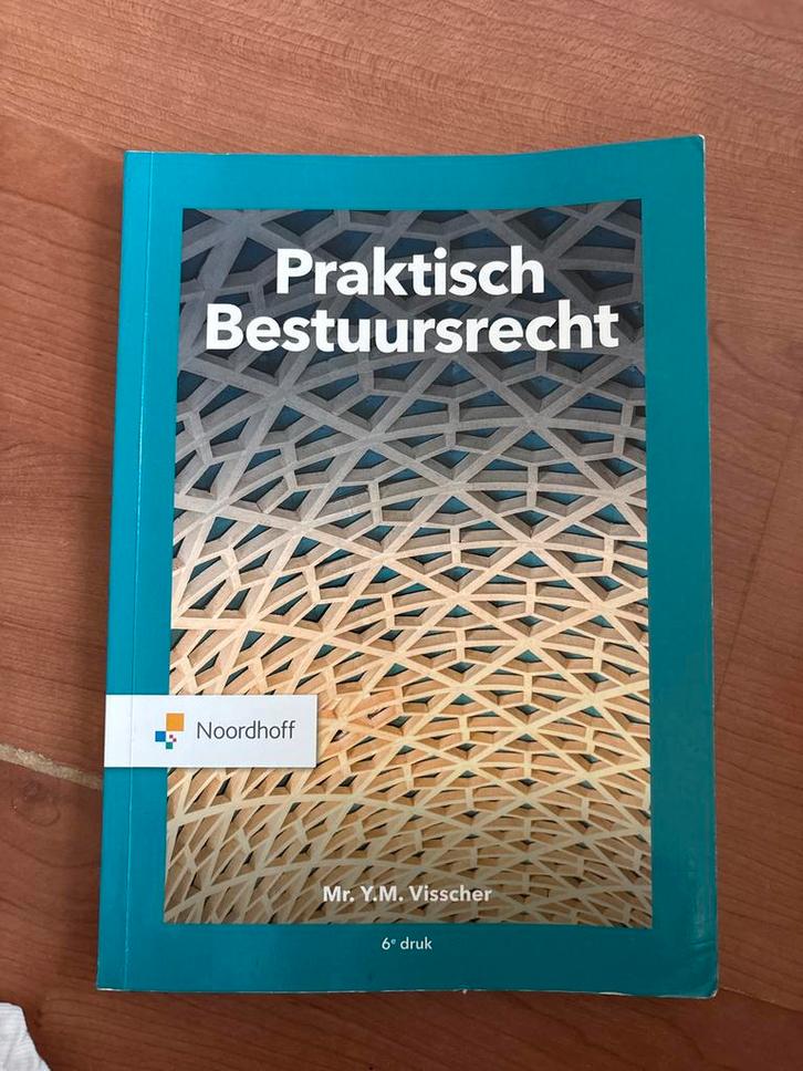 Praktisch Bestuursrecht - Mr. Y.M. Visscher, Boeken, Studieboeken en Cursussen, Zo goed als nieuw, HBO, Gamma, Ophalen of Verzenden