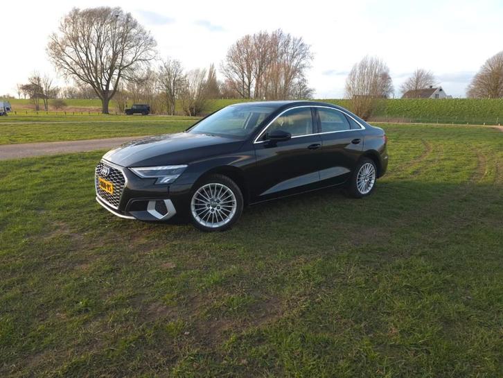 Audi A3 35 Tfsi/ Full opt/HUD/Keyless/Matrix/Schaalstoelen, Auto's, Audi, Bedrijf, A3, ABS, Achteruitrijcamera, Adaptieve lichten