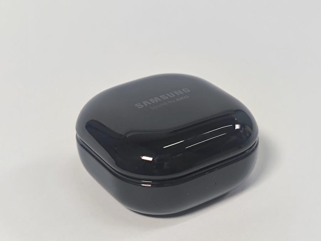 Samsung Galaxy Buds Live - Oplaadcase - Zwart, Samsung Electronics Benelux B.V., Madefor@samsung.com, Evert van de Beekstraat 310, 1118CX Schiphol, Nederland