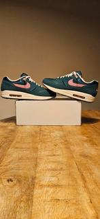 Nike Air Max 1 'By You', Maat 42,5 / 27 cm., Kleding | Heren, Schoenen, Ophalen of Verzenden, Overige kleuren
