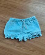 Korte broek met ruffles van noppies - maat 74, Kinderen en Baby's, Ophalen of Verzenden, Gebruikt, Meisje, Broekje