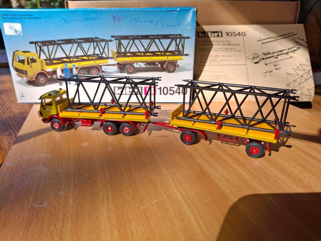 Mercedes Benz met Gittermastdelen h0 1:87, Ophalen of Verzenden, Zo goed als nieuw, Bus of Vrachtwagen, Overige merken