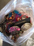 gratis op te halen: armbandjes - kettingen - oorbellen, Ophalen, Gebruikt, Bedel