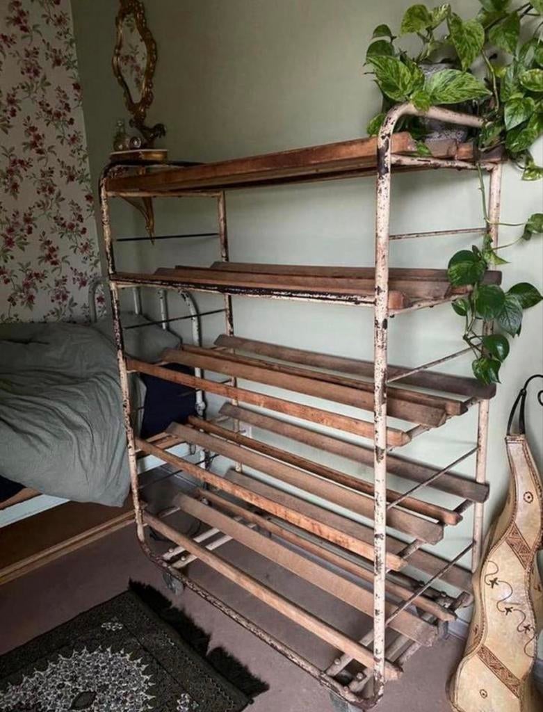 Vintage bakkersrek / broodrek op wielen, Ophalen